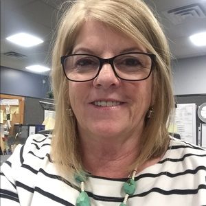 Meet your Posher, Ellen